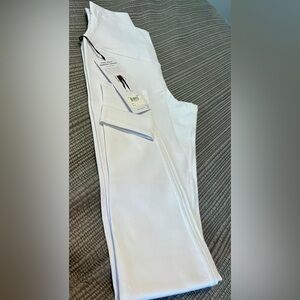 NWT WHITE ALO AIRBRUSH HIGH WAIST LEGGINGS SIZE SMALL